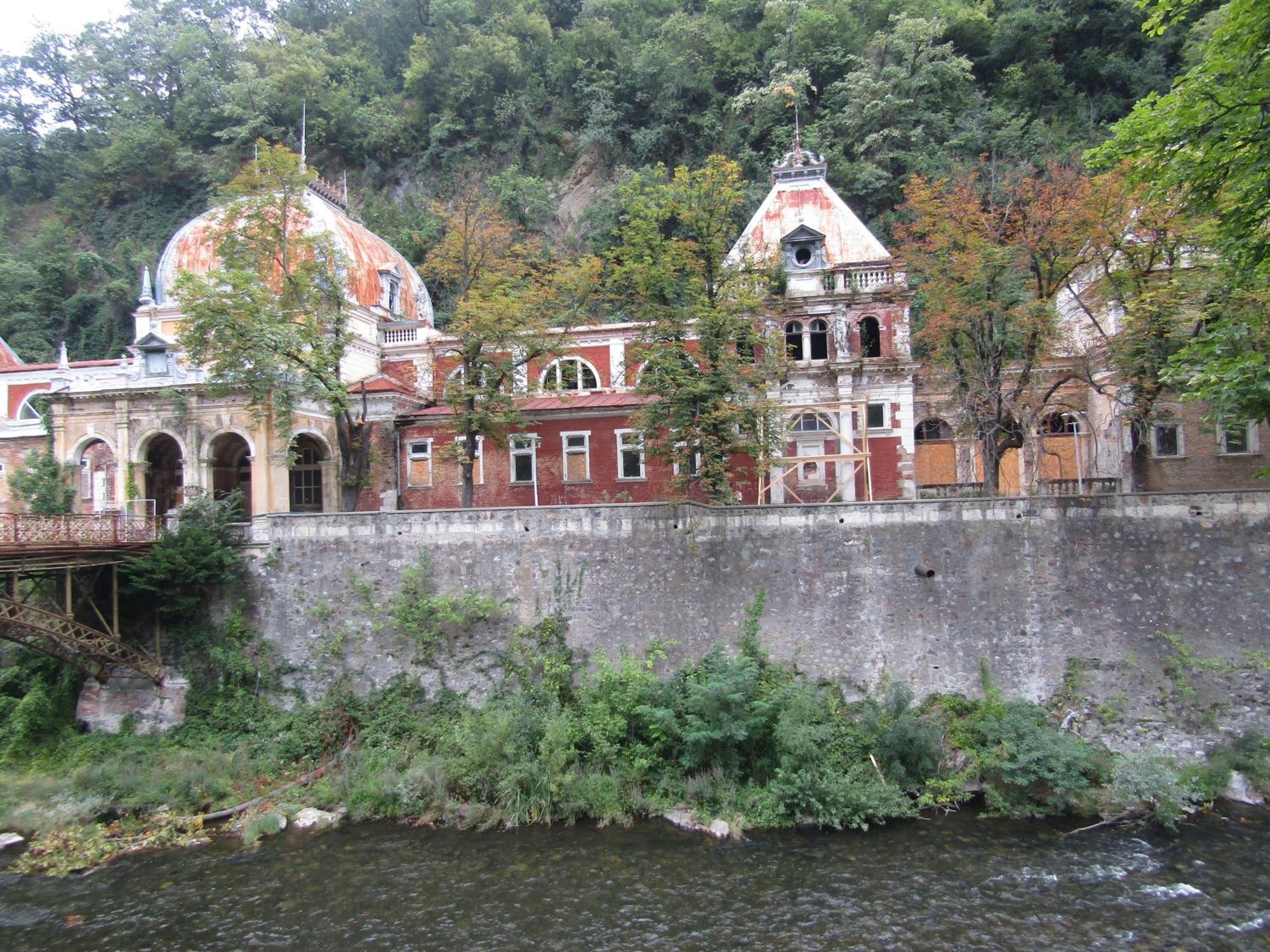 Готель Casa Dina Беїле-Херкулане Екстер'єр фото